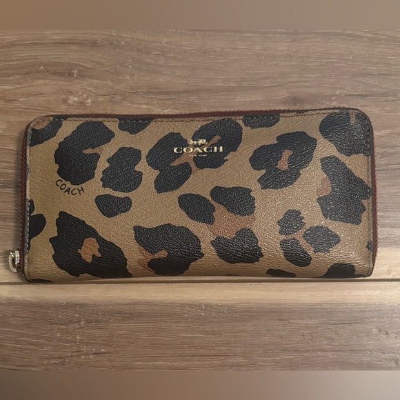 Coach Handbags - Coach authentic Round Zip Long Wallet